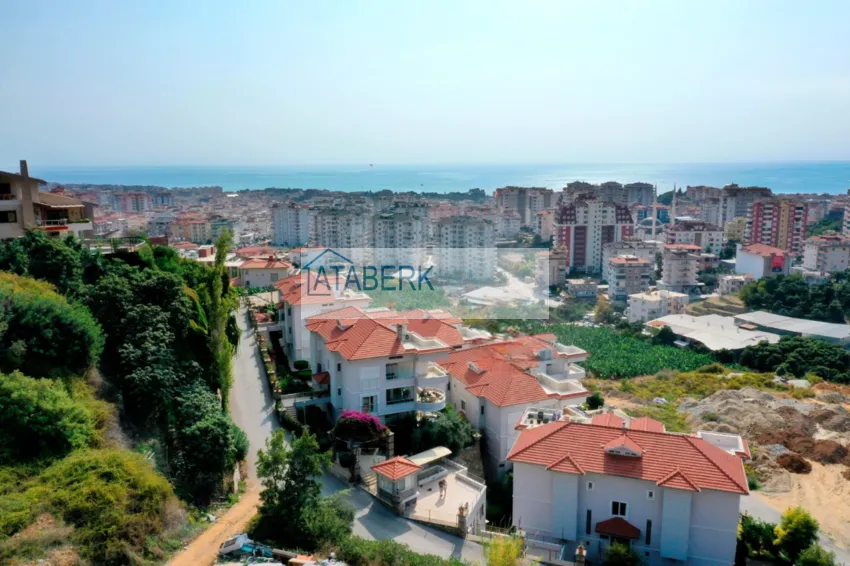 Nieruchomość na zezwolenie na pobyt. Umeblowany dwupoziomowy penthouse w Alanya, dzielnica Cikcilli 2 