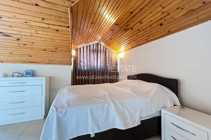 Kupuj  Dwupoziomowy penthouse w rejonie Oba, z możliwością uzyskania zezwolenia na pobyt  22 