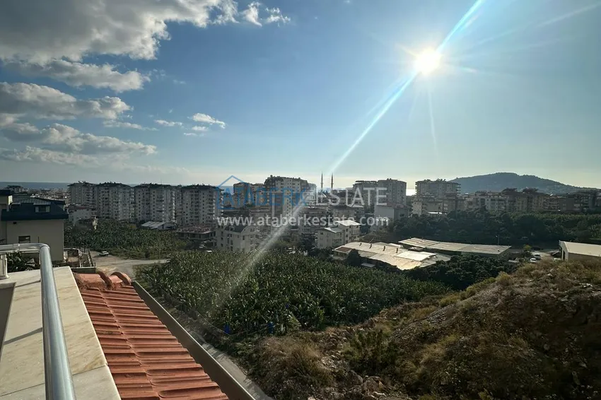 Kupuj  Nieruchomość na zezwolenie na pobyt. Umeblowany dwupoziomowy penthouse w Alanya, dzielnica Cikcilli 26 