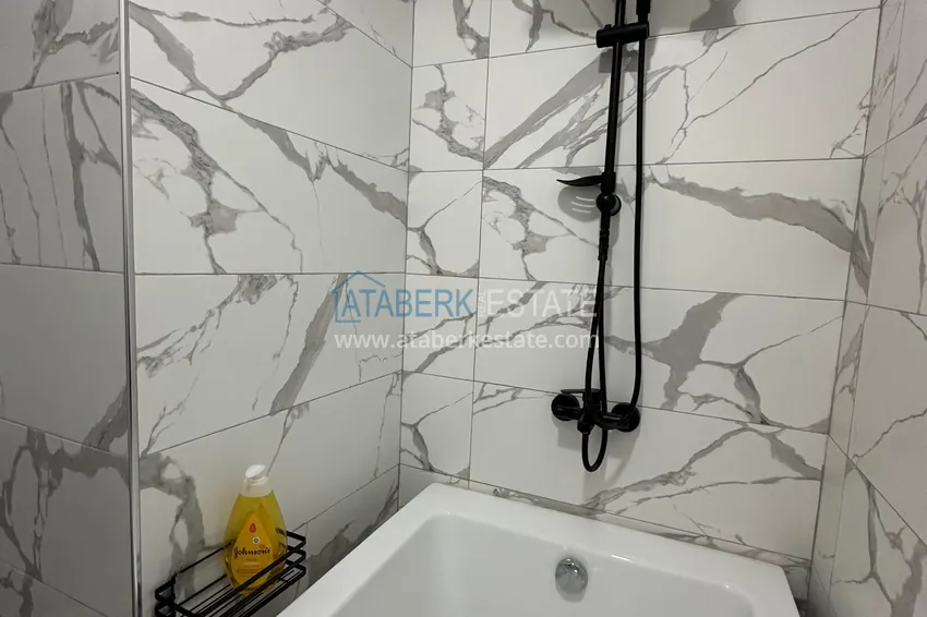 Kupuj  Przestronny duplex 4+1 z designerskim remontem w Alanya, dzielnica Avsallar 42 
