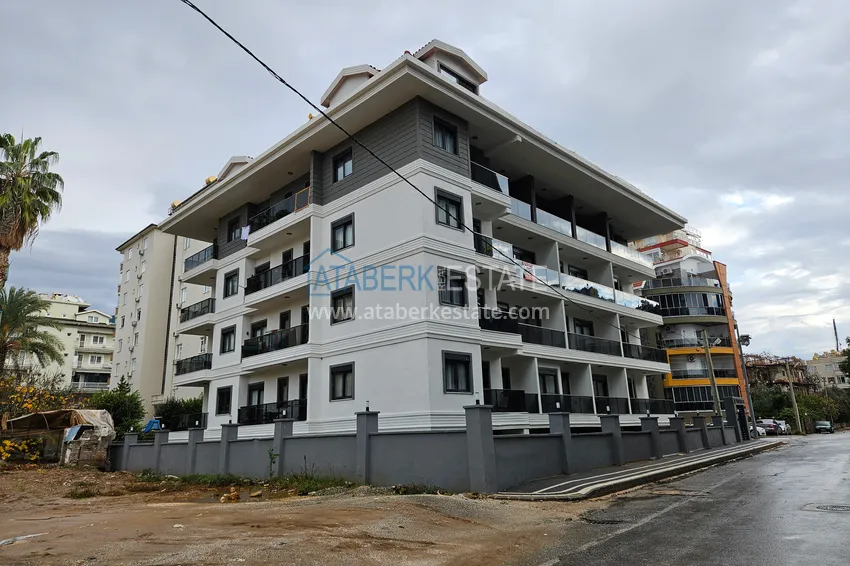 Apartament 1+1 w nowym kompleksie butikowym w centrum Alanyi, plaża Kleopatra 3 