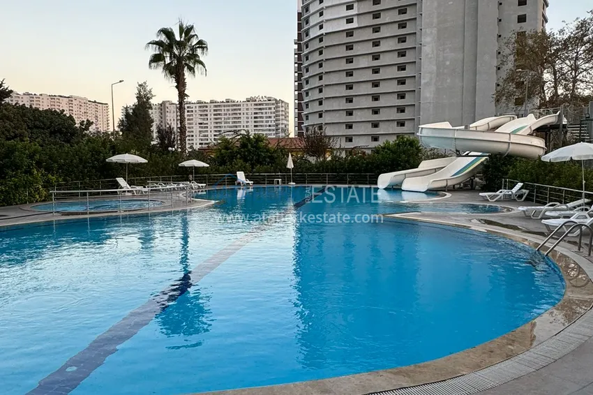 Jednopokojowy apartament z meblami w zadbanym kompleksie — Mersin, dzielnica Tomyuk 3 