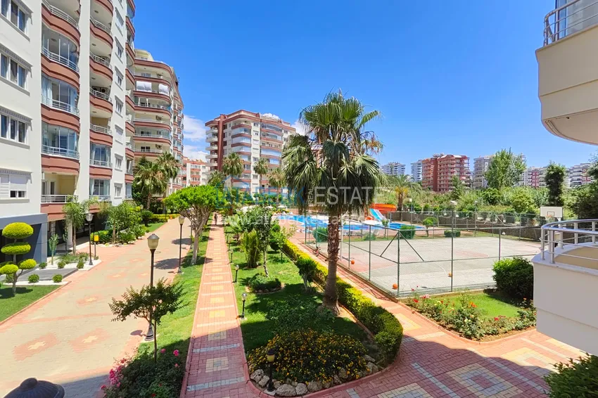 Mieszkanie liniowe 3+1 w dzielnicy Alanya Tosmur — nieruchomość wtórna na zezwolenie na pobyt 3 