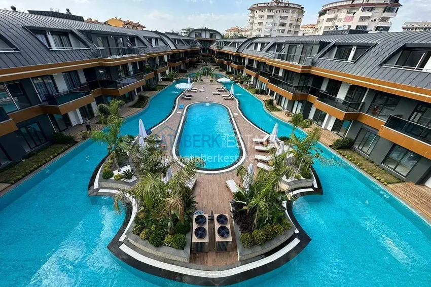 Przestronny duplex 4+1 z designerskim remontem w Alanya, dzielnica Avsallar 4 