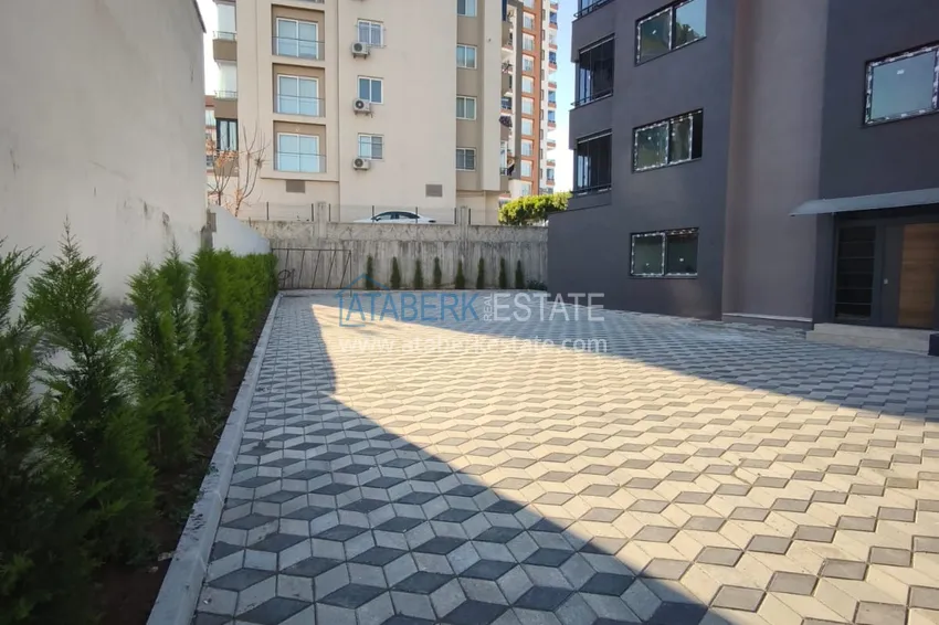 Dwupokojowe mieszkanie w nowoczesnym kompleksie - Mersin, dzielnica Yenisehir 3 