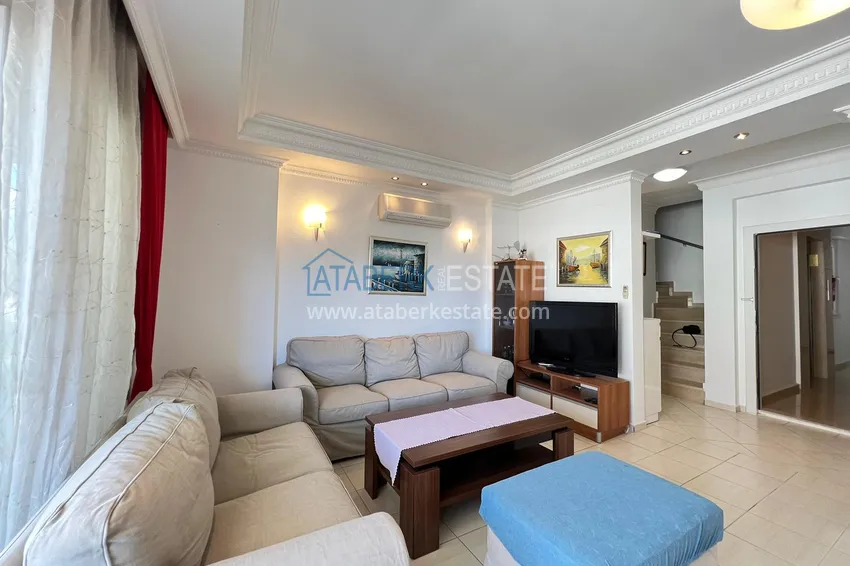 Kupuj  Dwupoziomowy penthouse w rejonie Oba, z możliwością uzyskania zezwolenia na pobyt  4 