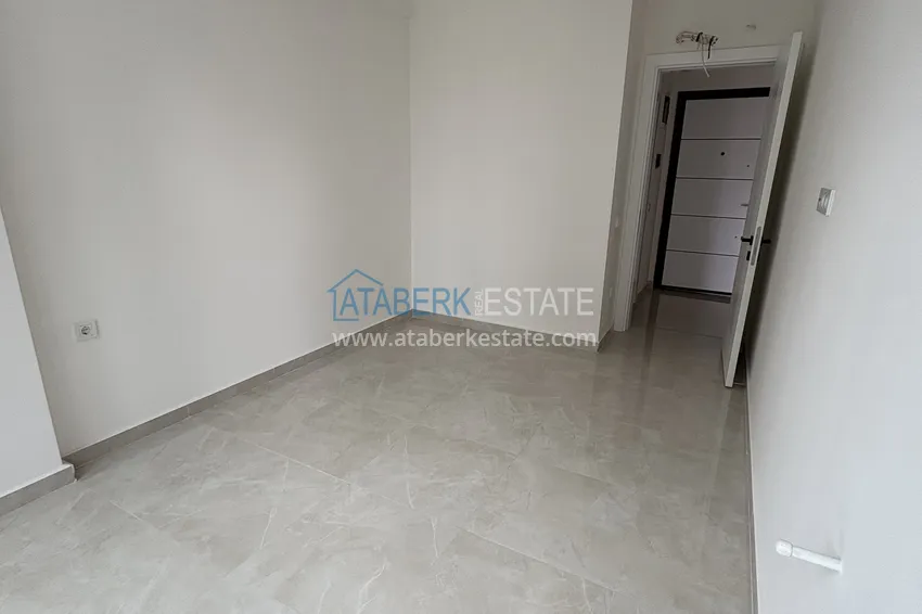 Kupuj  Apartament 1+1 w młodym kompleksie, Mahmutlar — Sobotnia Dzielnica Targowa 4 