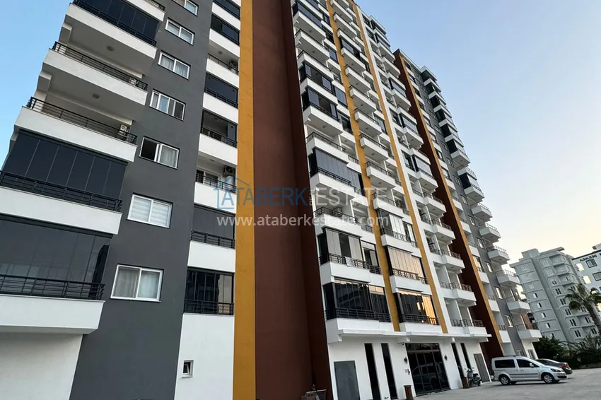 Jednopokojowy apartament z meblami w zadbanym kompleksie — Mersin, dzielnica Tomyuk 4 