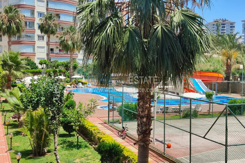 Mieszkanie liniowe 3+1 w dzielnicy Alanya Tosmur — nieruchomość wtórna na zezwolenie na pobyt 4 