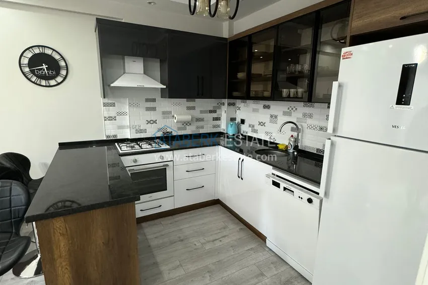 Kupuj  Jednopokojowy apartament z meblami w zadbanym kompleksie — Mersin, dzielnica Tomyuk 5 