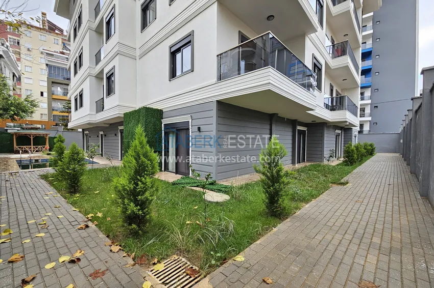 Apartament 1+1 w nowym kompleksie butikowym w centrum Alanyi, plaża Kleopatra 9 