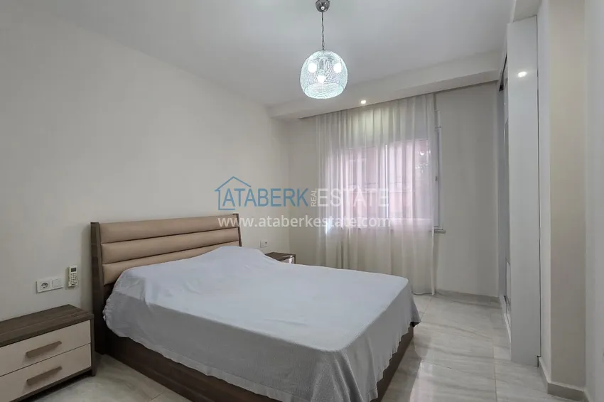 Kupuj  Jednopokojowy apartament z meblami w centrum Alanyi. Nieruchomości z zezwoleniem na pobyt 11 