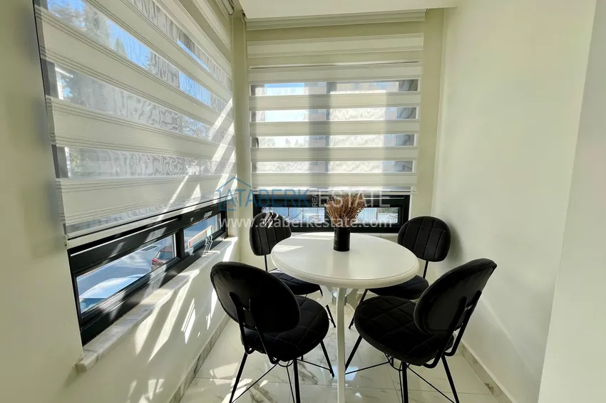 Kupuj  Stylowy apartament z jedną sypialnią z meblami w centrum Alanyi — rynek podstawowy 13 