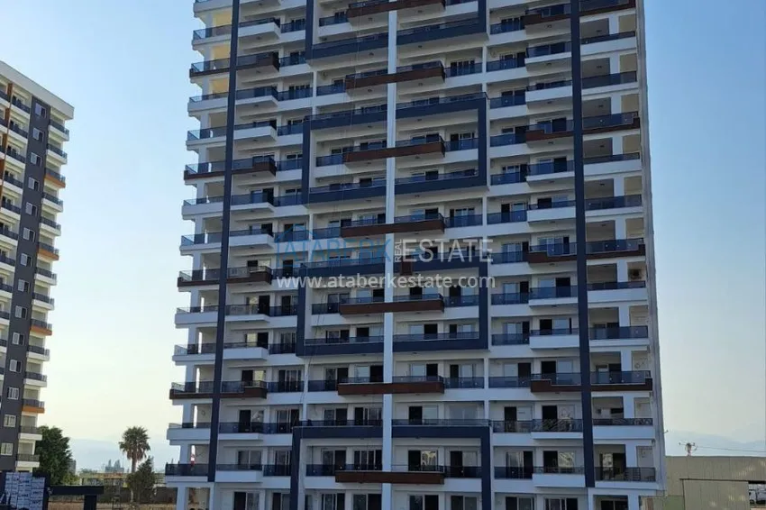 Jednopokojowe mieszkanie w kompleksie o dużej powierzchni — Mersin, Tomyuk 2 