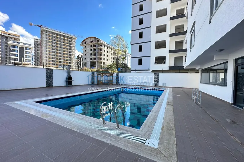 Jednopokojowy apartament z meblami w Alanya, dzielnica Mahmutlar 2 