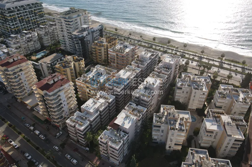 Umeblowany apartament z 1 sypialnią nad morzem w Mahmutlar, Alanya  2 