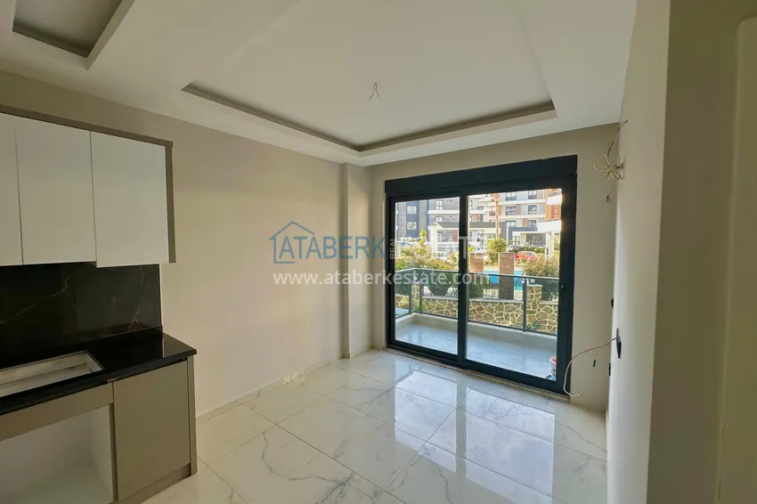 Kupuj  Apartament z 1 sypialnią i pięknym wykończeniem w dzielnicy Alanya Oba 3 
