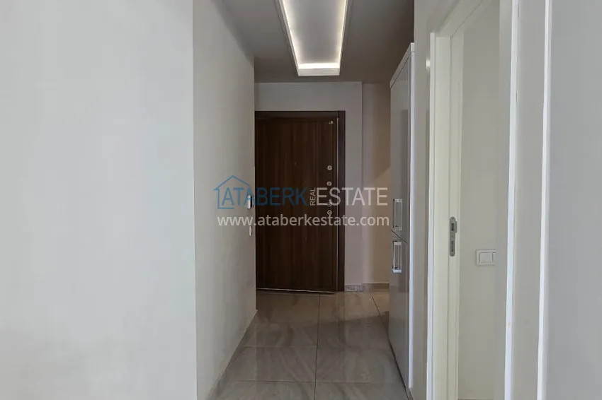 Kupuj  Jednopokojowy apartament z meblami w centrum Alanyi. Nieruchomości z zezwoleniem na pobyt 4 