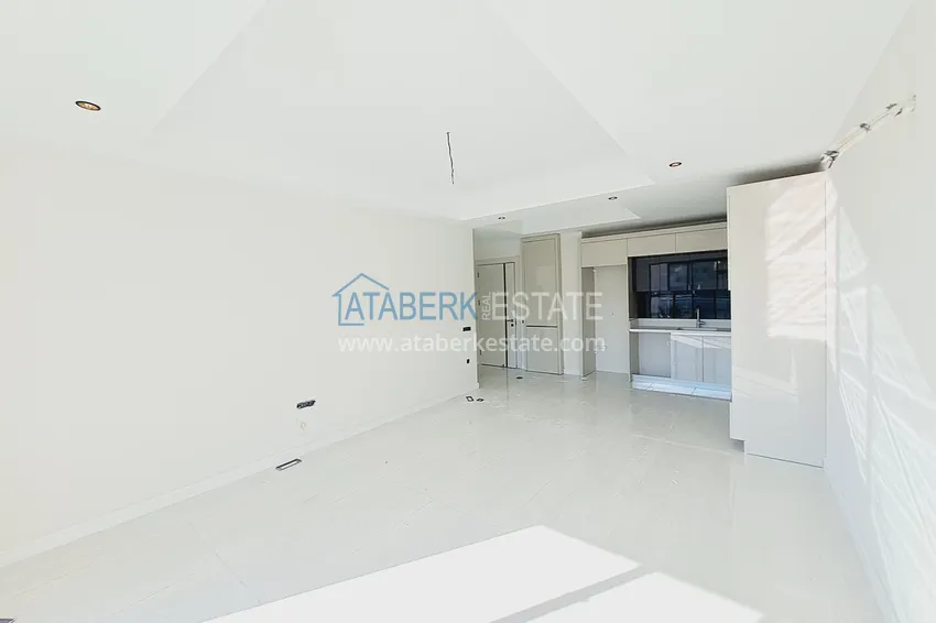 Kupuj  Przestronny apartament z jedną sypialnią 89 m2 w luksusowym kompleksie hotelowym — Alanya, dzielnica Turkler 4 