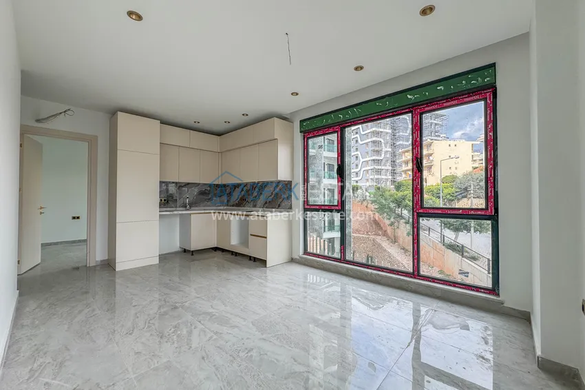 Kupuj  Dwa nowe apartamenty z wysokiej jakości wykończeniami w kompleksie premium — Tosmur, Alanya 4 