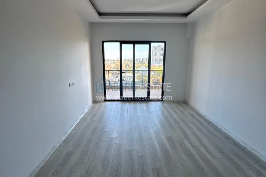 Kupuj  Jednopokojowy apartament z pięknym wykończeniem i dwoma balkonami — Mersin, Tomyuk 5 