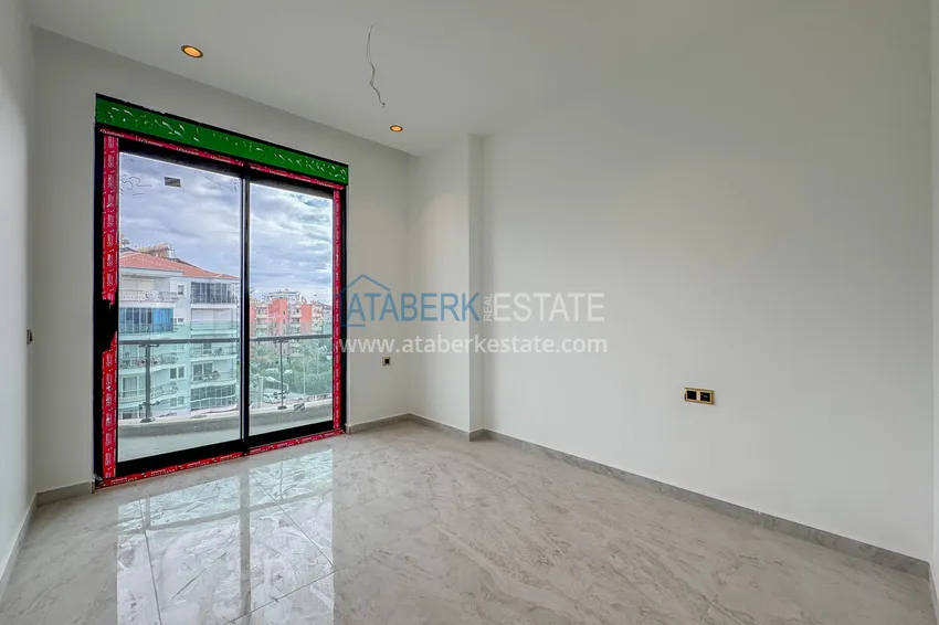 Kupuj  Dwa nowe apartamenty z wysokiej jakości wykończeniami w kompleksie premium — Tosmur, Alanya 14 