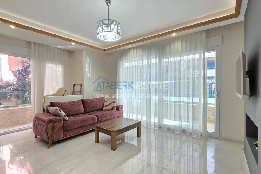 Kupuj  Jednopokojowy apartament z meblami w centrum Alanyi. Nieruchomości z zezwoleniem na pobyt 7 