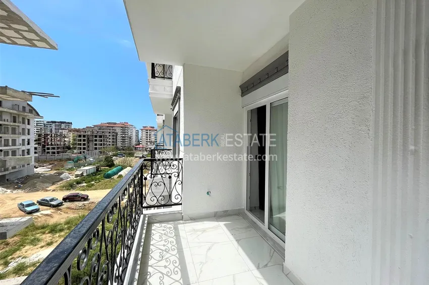 Kupuj  Jednopokojowy apartament z meblami w Alanya, dzielnica Mahmutlar 9 