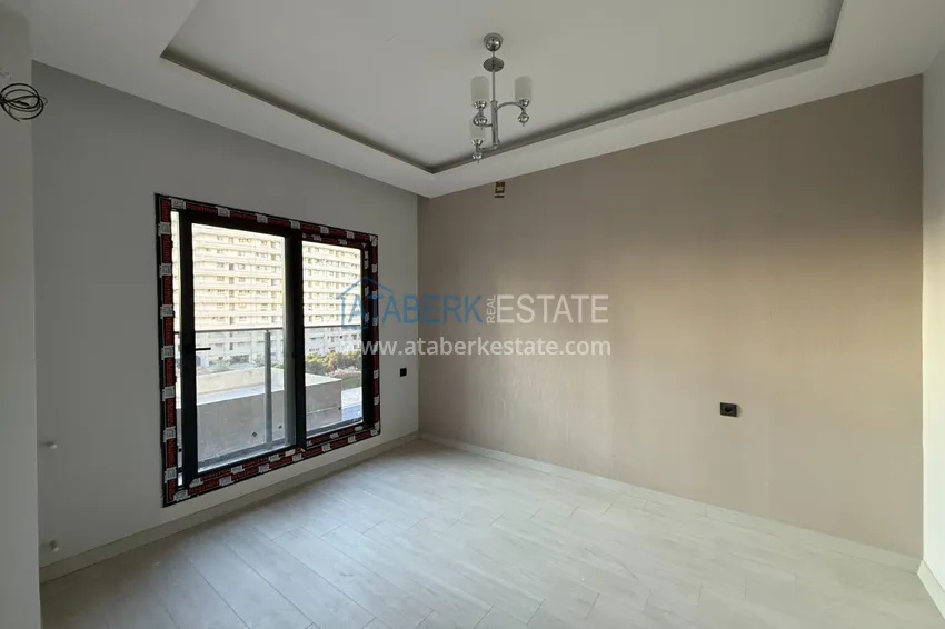 Kupuj  Jednopokojowy apartament z przeszklonym balkonem w nowym kompleksie - dzielnica Tomyuk, Mersin 11 