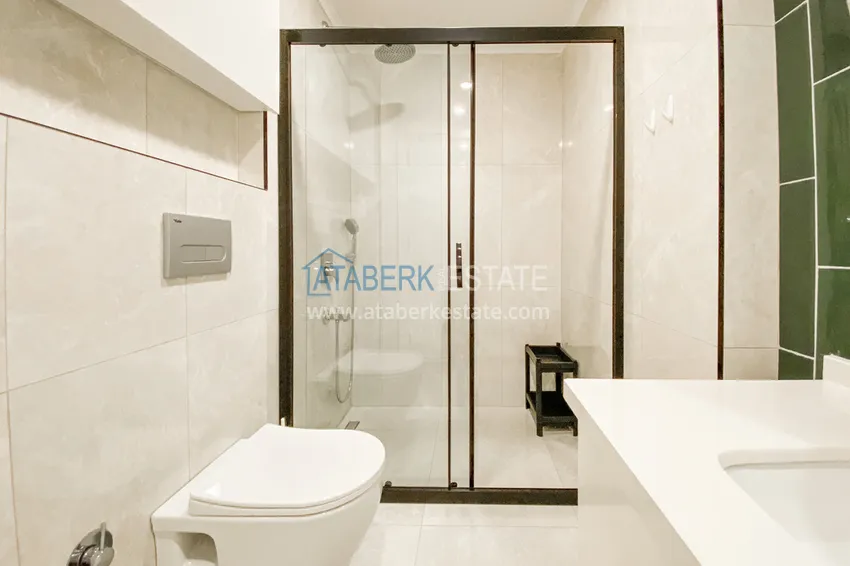 Kupuj Jednopokojowy apartament w nowoczesnym kompleksie — centrum Alanyi, plaża Kleopatra 10 