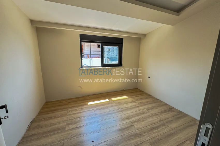 Kupuj  Panoramiczny dwupoziomowy penthouse 4+1 w centrum Alanyi — pierwszy nadbrzeżny, odpowiedni dla obywatelstwa 13 