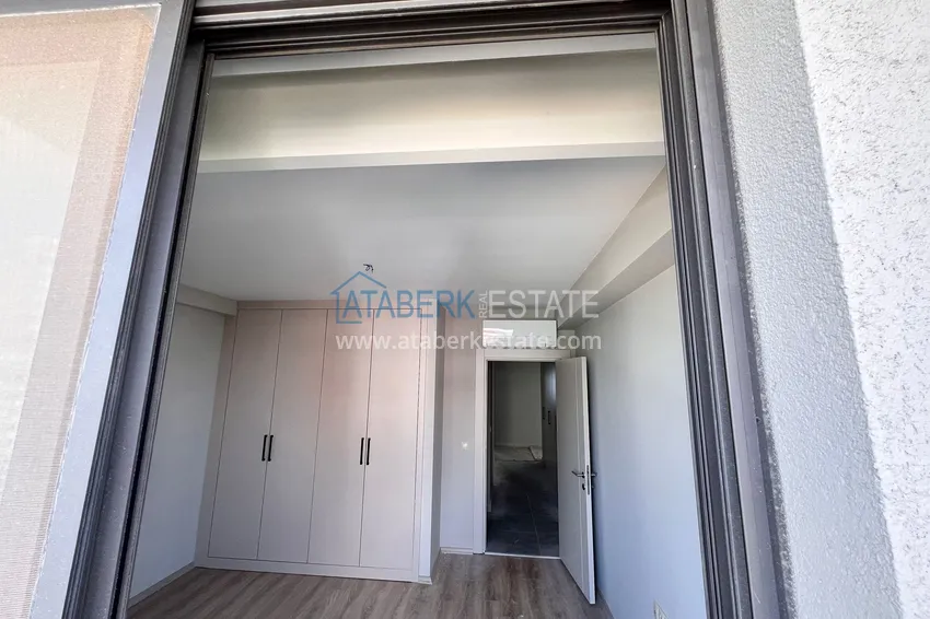 Kupuj  Przestronny liniowy apartament 4+1 w nowym kompleksie mieszkalnym, dzielnica Yenisehir - Mersin 11 