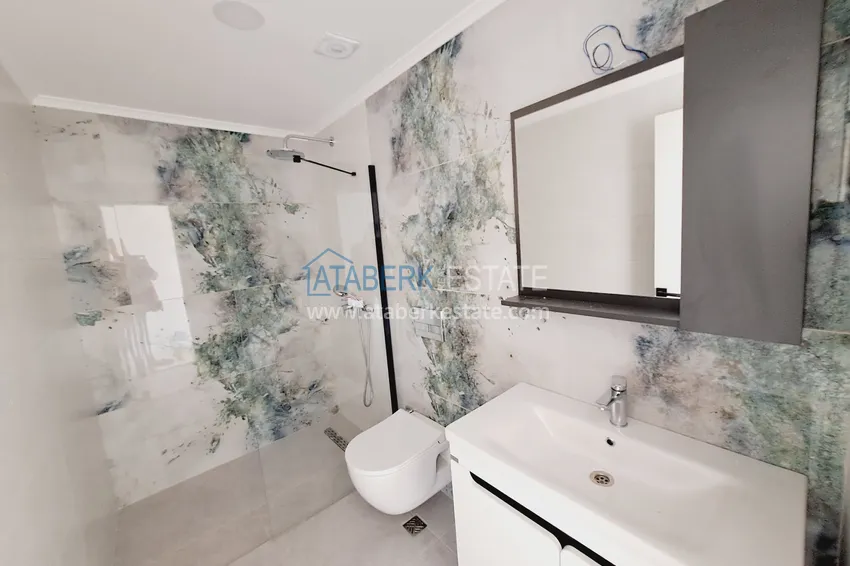 Kupuj Apartament dwupoziomowy z widokiem na morze i doskonałym wykończeniem — Alanya, dzielnica Mahmutlar 11