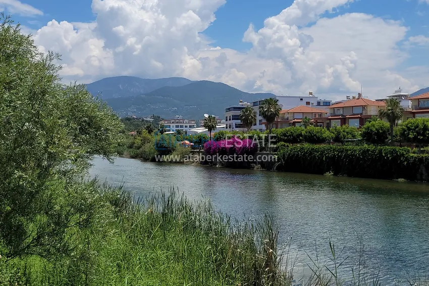 Nieruchomość na zezwolenie na pobyt. Apartament z 2 sypialniami z meblami i widokiem na rzekę Dim — Alanya, Tosmur 13 