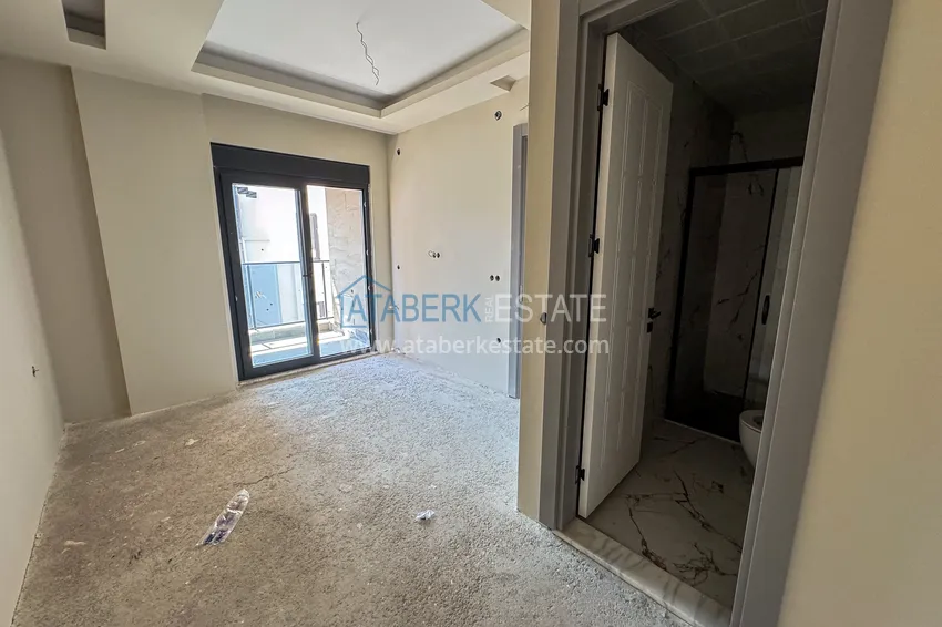 Kupuj  Panoramiczny dwupoziomowy penthouse 4+1 w centrum Alanyi — pierwszy nadbrzeżny, odpowiedni dla obywatelstwa 16 