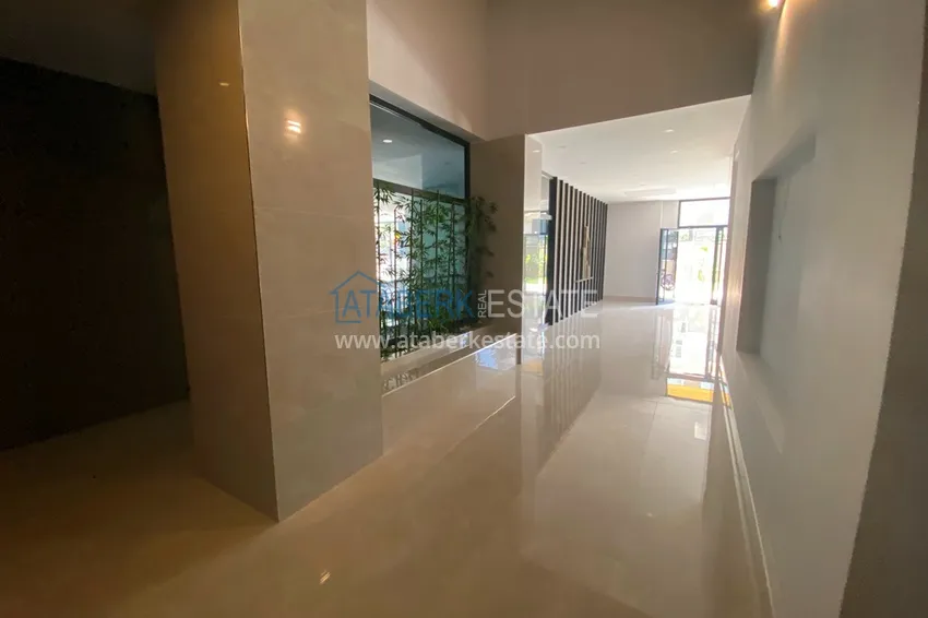Dwupokojowy apartament z panoramicznym widokiem na morze i góry w centrum Mahmutlar 13 