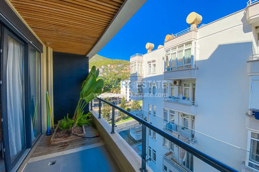 Kupuj Jednopokojowy apartament w nowoczesnym kompleksie — centrum Alanyi, plaża Kleopatra 15 