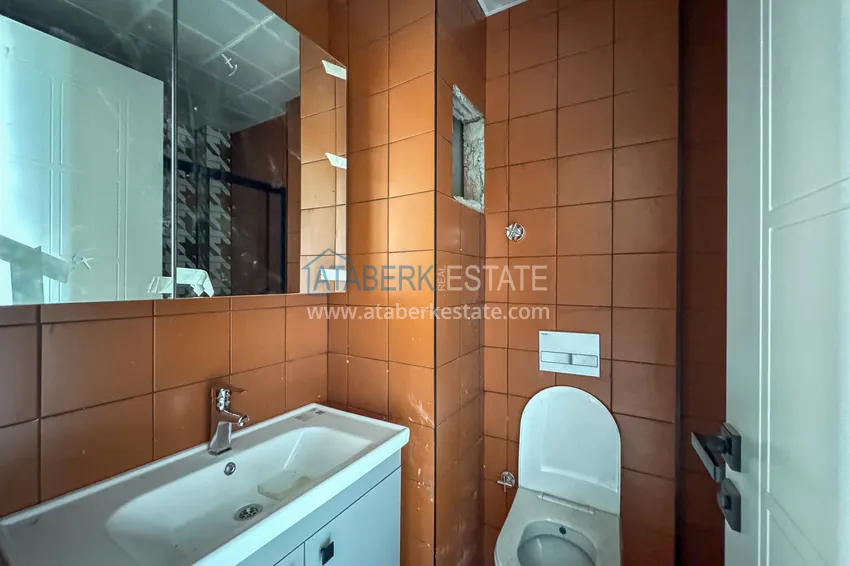 Kupuj  Panoramiczny dwupoziomowy penthouse 4+1 w centrum Alanyi — pierwszy nadbrzeżny, odpowiedni dla obywatelstwa 21 
