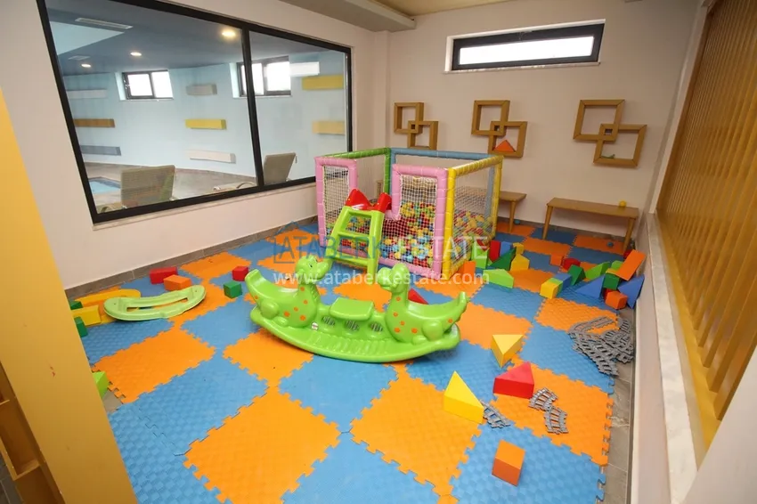 Umeblowane mieszkanie z jedną sypialnią do wynajęcia w prestiżowej rezydencji — dzielnica Oba, Alanya B1 18 