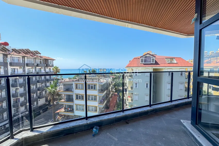 Kupuj  Panoramiczny dwupoziomowy penthouse 4+1 w centrum Alanyi — pierwszy nadbrzeżny, odpowiedni dla obywatelstwa 23 
