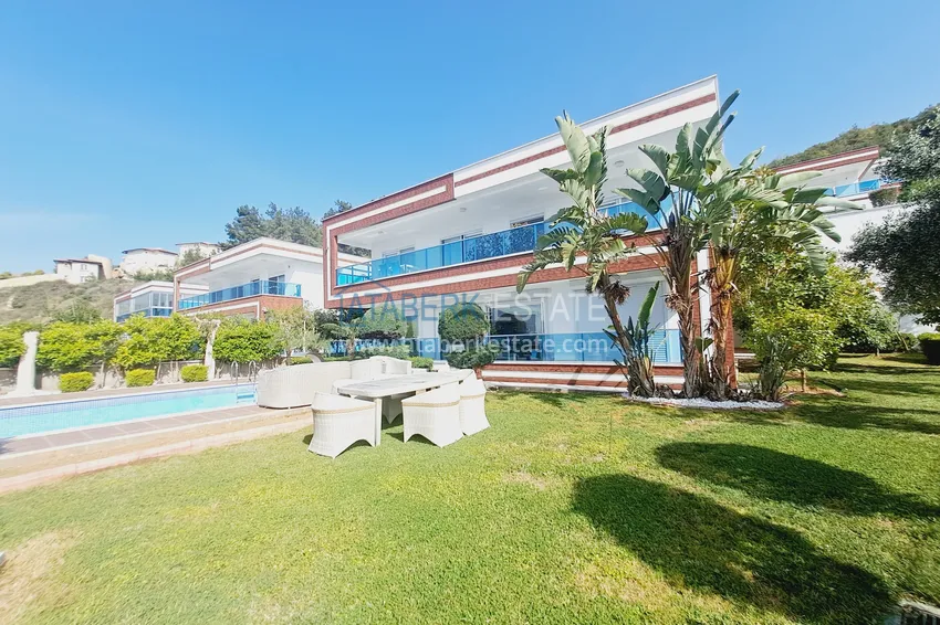 Luksusowa willa z widokiem z meblami i prywatnym basenem w luksusowym kompleksie - Kargicak, Alanya 1 