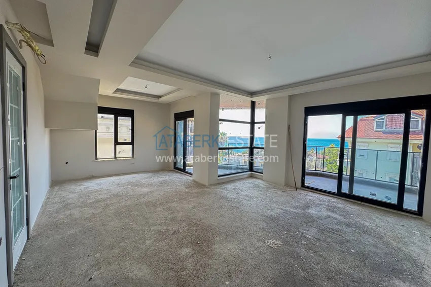Kupuj  Panoramiczny dwupoziomowy penthouse 4+1 w centrum Alanyi — pierwszy nadbrzeżny, odpowiedni dla obywatelstwa 1 
