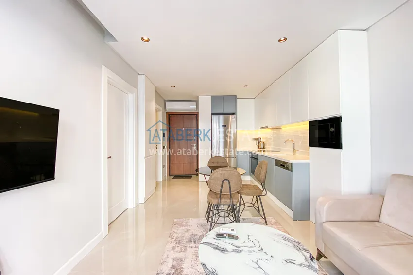 Kupuj Jednopokojowy apartament w nowoczesnym kompleksie — centrum Alanyi, plaża Kleopatra 1 