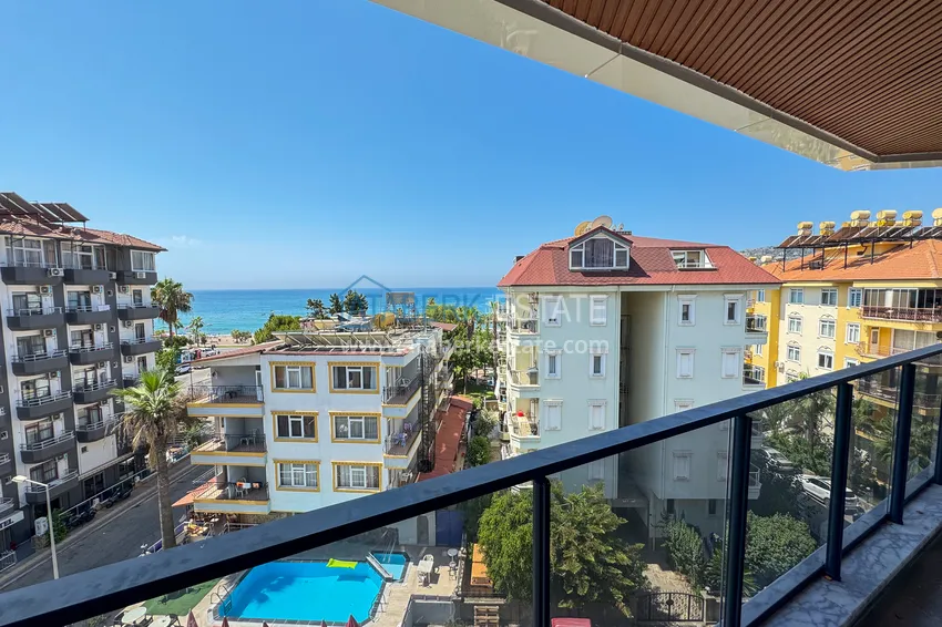 Kupuj  Panoramiczny dwupoziomowy penthouse 4+1 w centrum Alanyi — pierwszy nadbrzeżny, odpowiedni dla obywatelstwa 24 