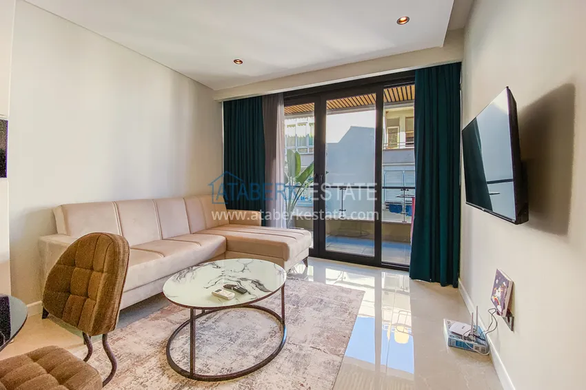 Kupuj Jednopokojowy apartament w nowoczesnym kompleksie — centrum Alanyi, plaża Kleopatra 2 