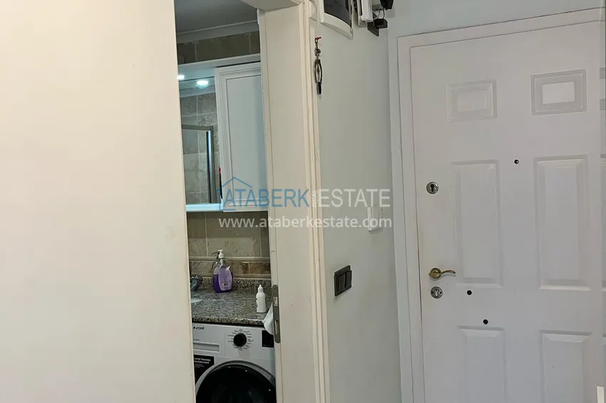 Kupuj  1+1 apartament o powierzchni 72 m2 w centrum Alanyi z nowymi meblami i dwoma balkonami - Plaża Kleopatra 2 