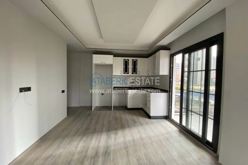 Nowy apartament 1+1 250 metrów od morza — dzielnica Arpachbakhshish, Mersin 1 