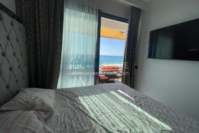 Kupuj  Apartament przy plaży z bezpośrednim widokiem na morze w Alanya, dzielnica Mahmutlar 4 