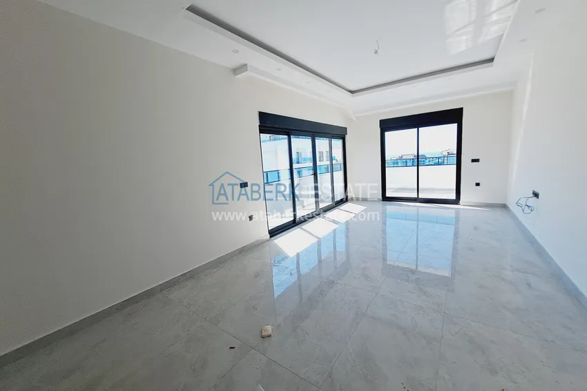 Kupuj Apartament dwupoziomowy z widokiem na morze i doskonałym wykończeniem — Alanya, dzielnica Mahmutlar 4