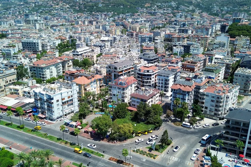 Panoramiczny dwupoziomowy penthouse 4+1 w centrum Alanyi — pierwszy nadbrzeżny, odpowiedni dla obywatelstwa 4 